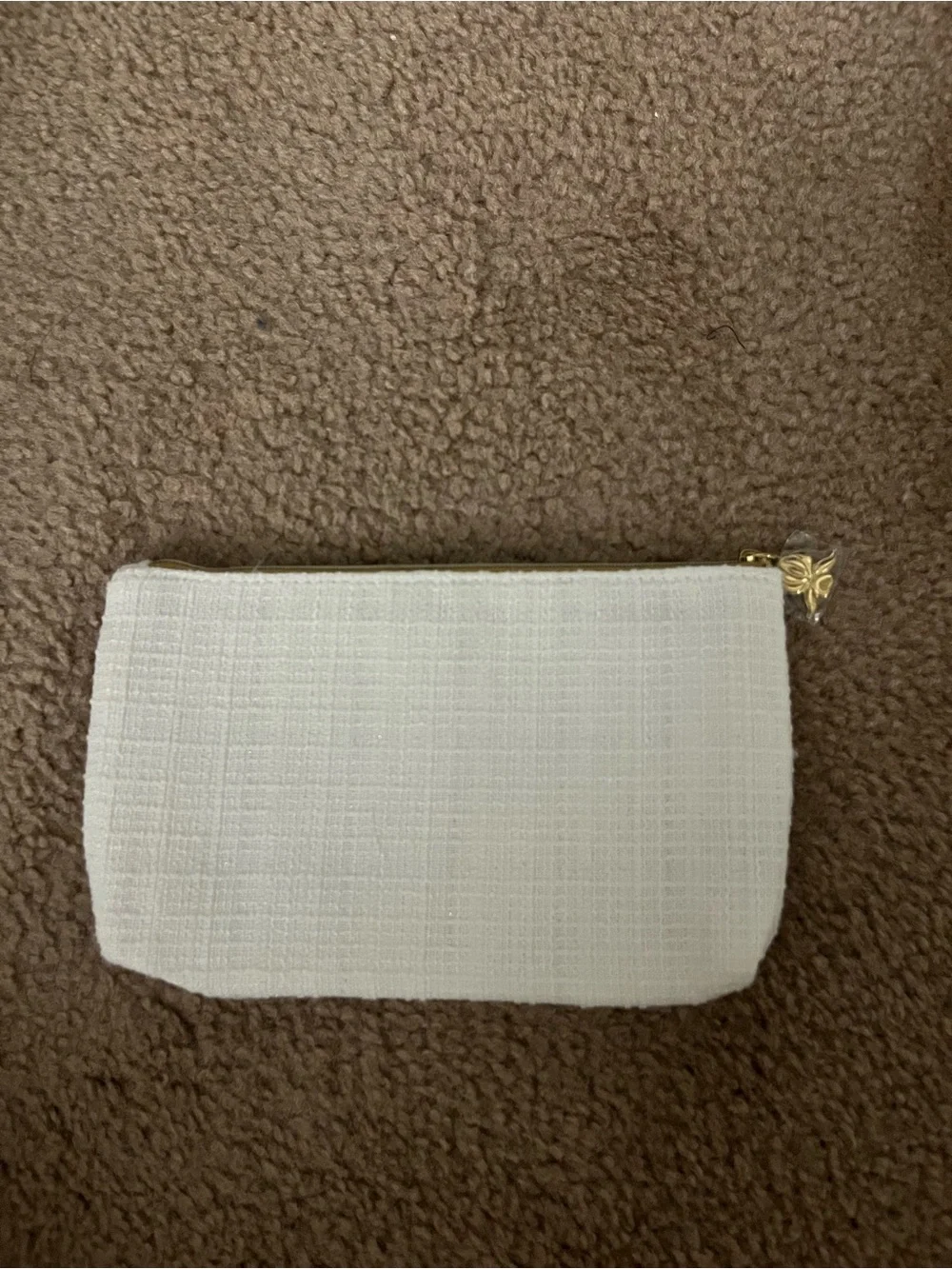 Sisley Shell Pouch